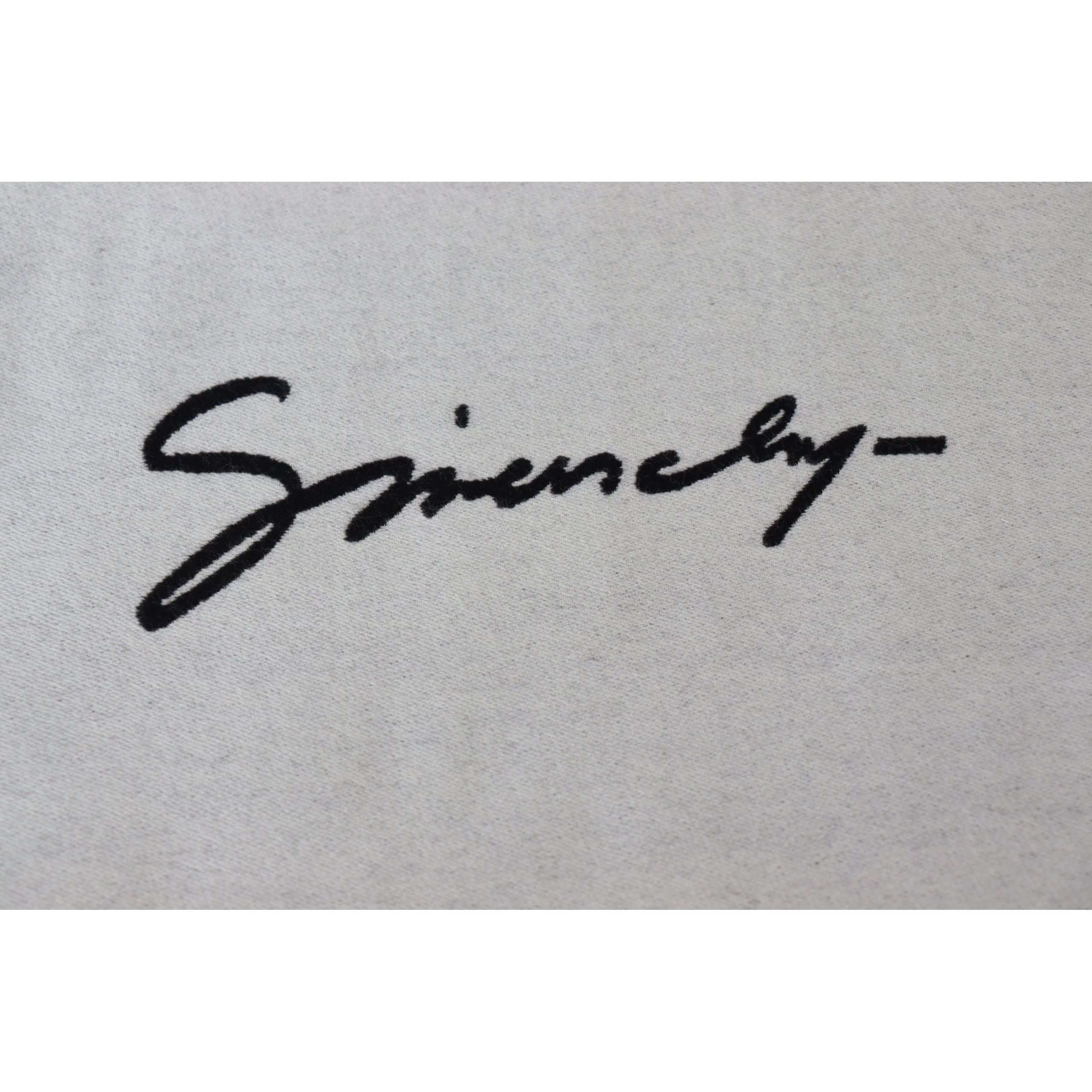 Givenchy Black Wool-Silk Blend Elegant Monochrome Scarf