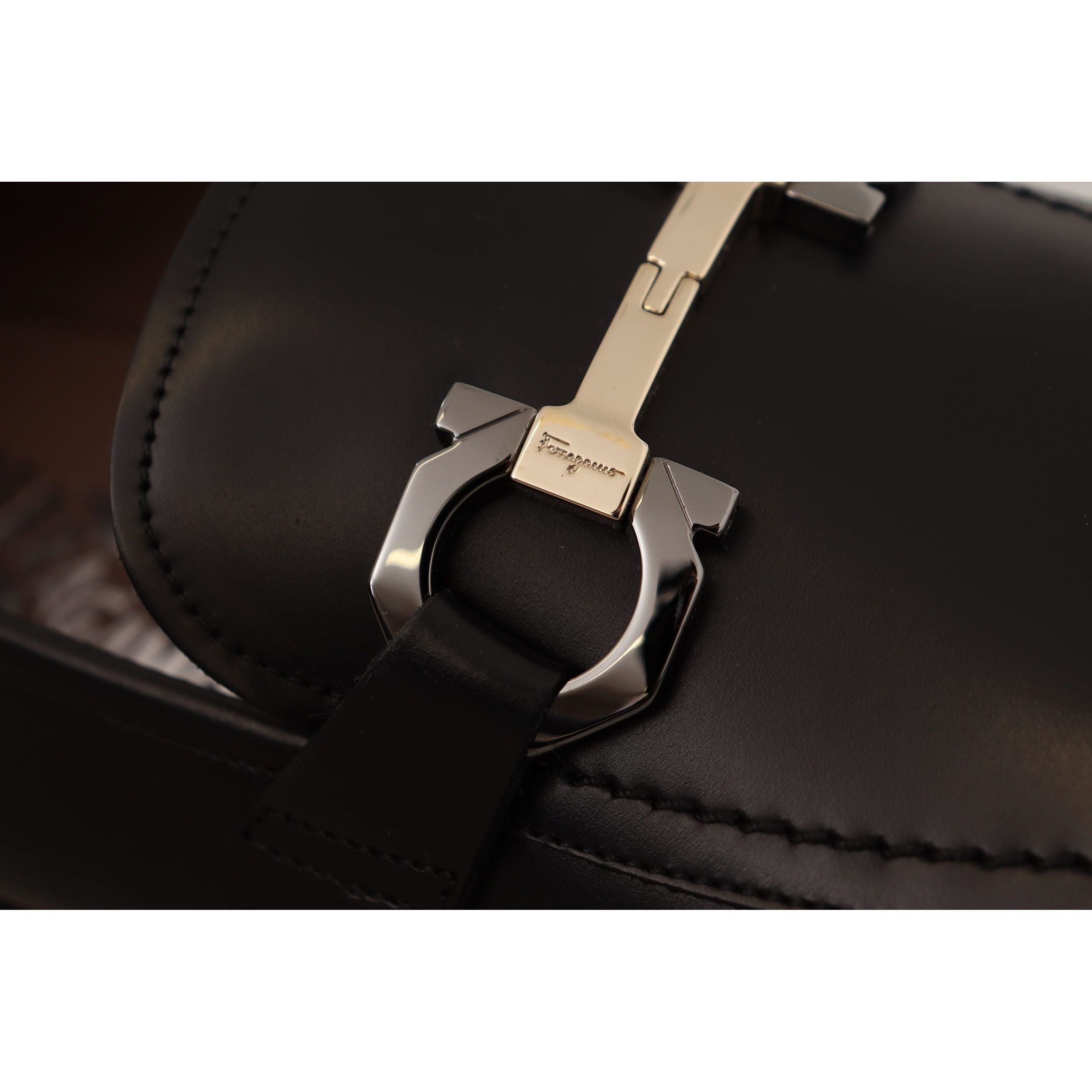Salvatore Ferragamo Black Calf Leather Gancio Bit Loafers