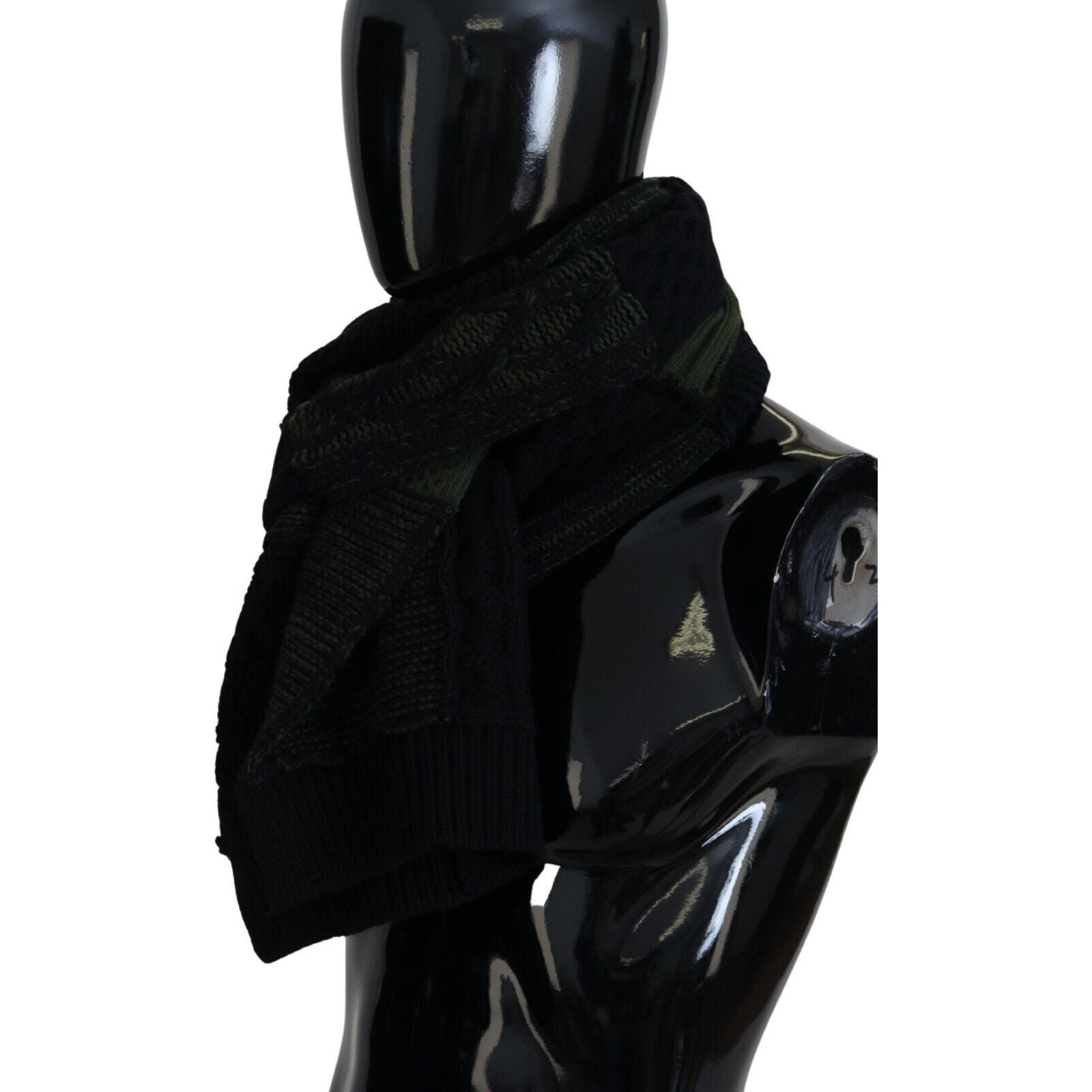 Dolce & Gabbana Black Wool Scarf in Elegant Design