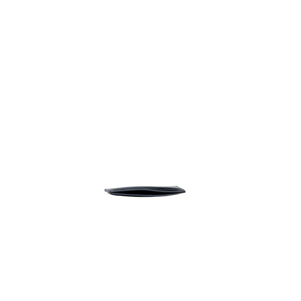 Guess Black Leather Wallet - Timeless Elegance Redefined