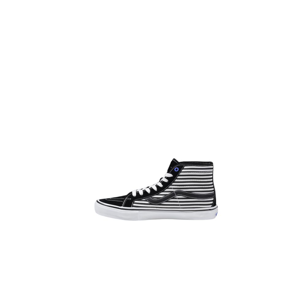 Vans Black And White Leather Sneaker For Effortless Style