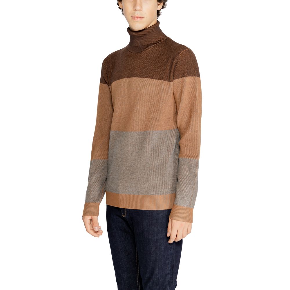 Hamaki-Ho Brown Viscose Sweater for Elevated Elegance