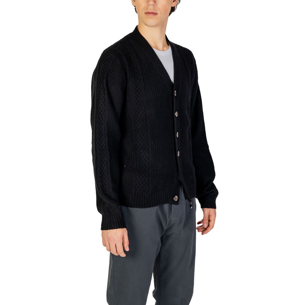 Hamaki-Ho Black Wool Cardigan for Luxe Sophistication