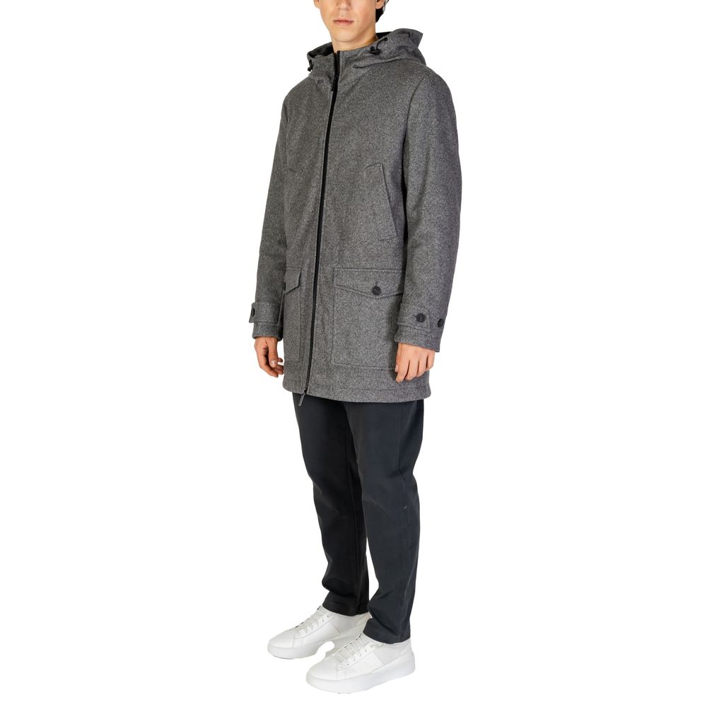 Hamaki-Ho Gray Wool Jacket for Effortless Elegance and Style