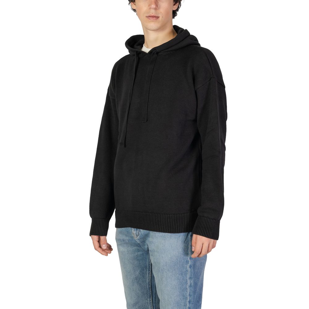 Underclub Black Cotton Sweater for Elevated Casual Elegance