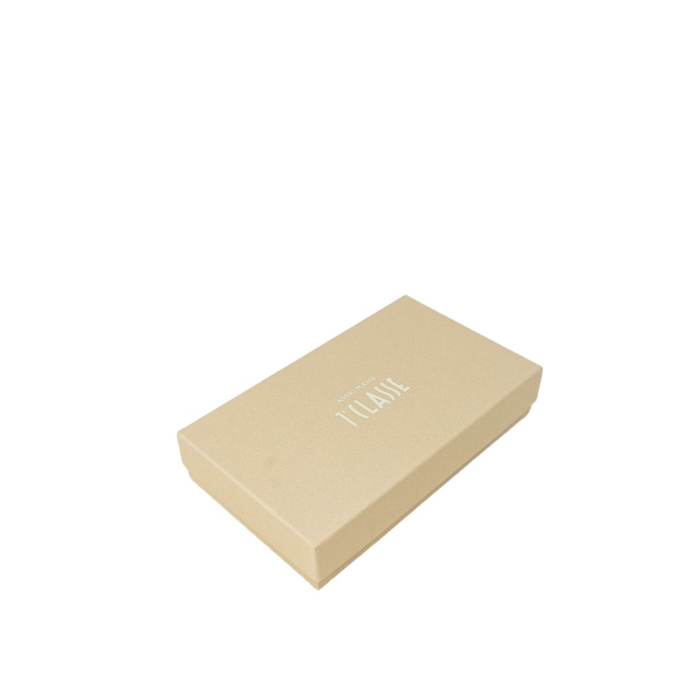 Alviero Martini White Leather Wallet Elegance
