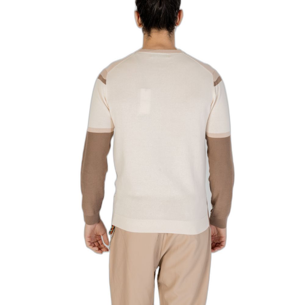 Hamaki-Ho Gray Cotton T-Shirt for Effortless Luxury Style