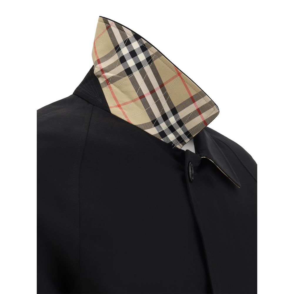 Burberry Camel Wool Camden Coat: Timeless Elegance in Outerwear