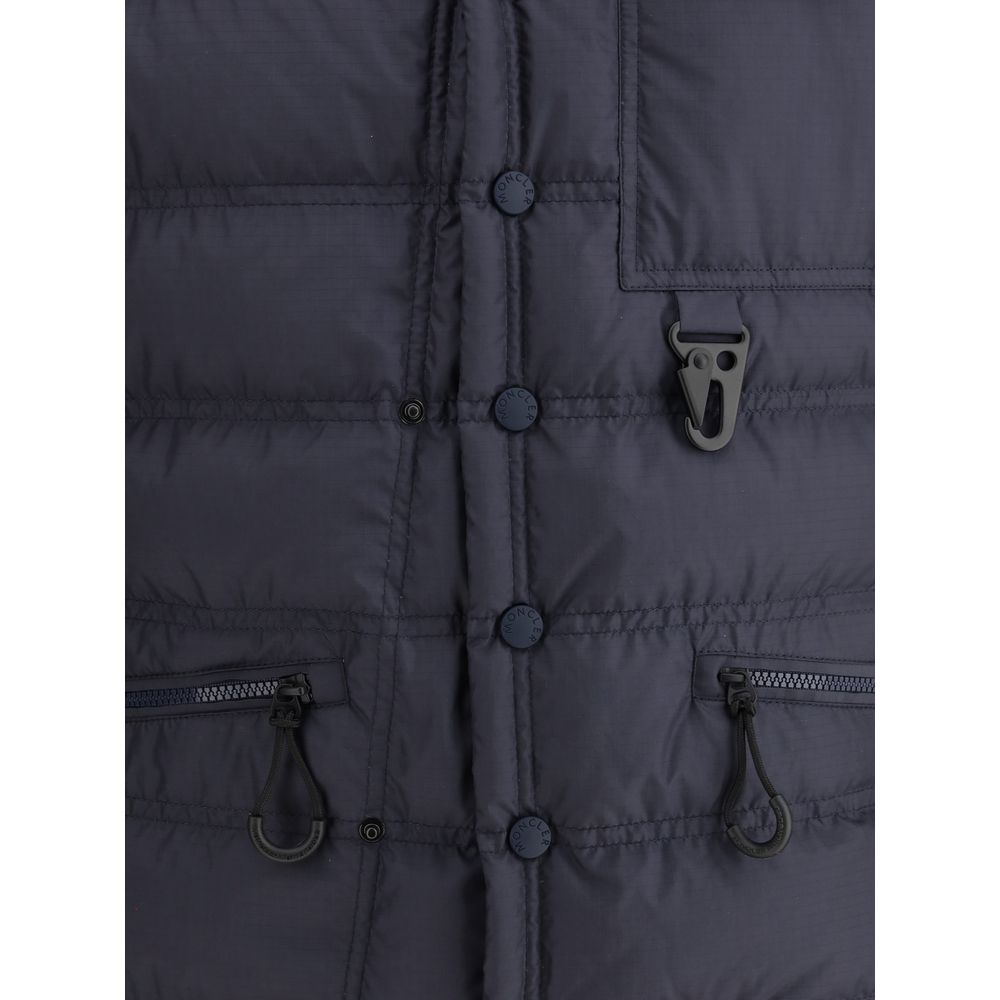 Moncler Black Down Jacket for Elevated Style