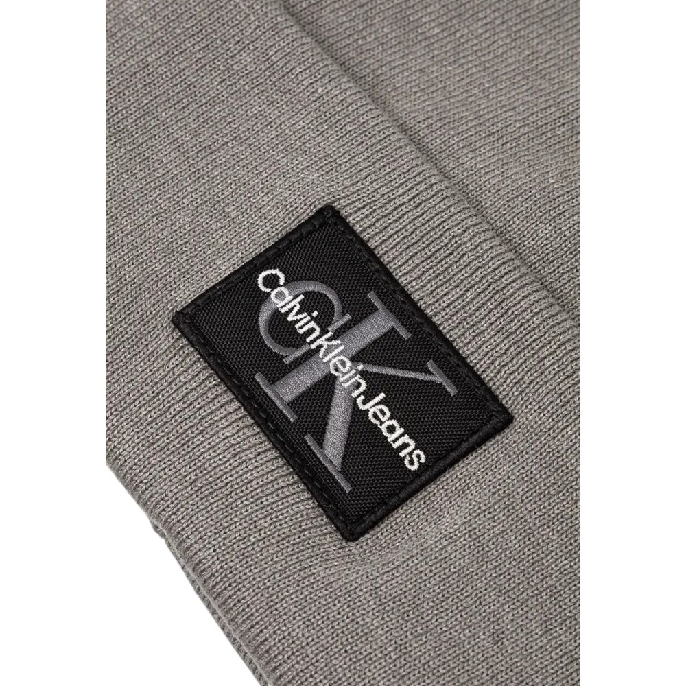 Calvin Klein Jeans Gray Cotton Beanie Hat for Effortless Style