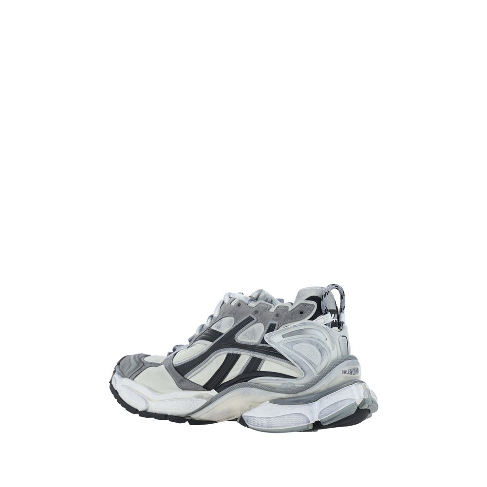 Balenciaga White Leather Runner Sneakers: Contemporary Elegance Redefined
