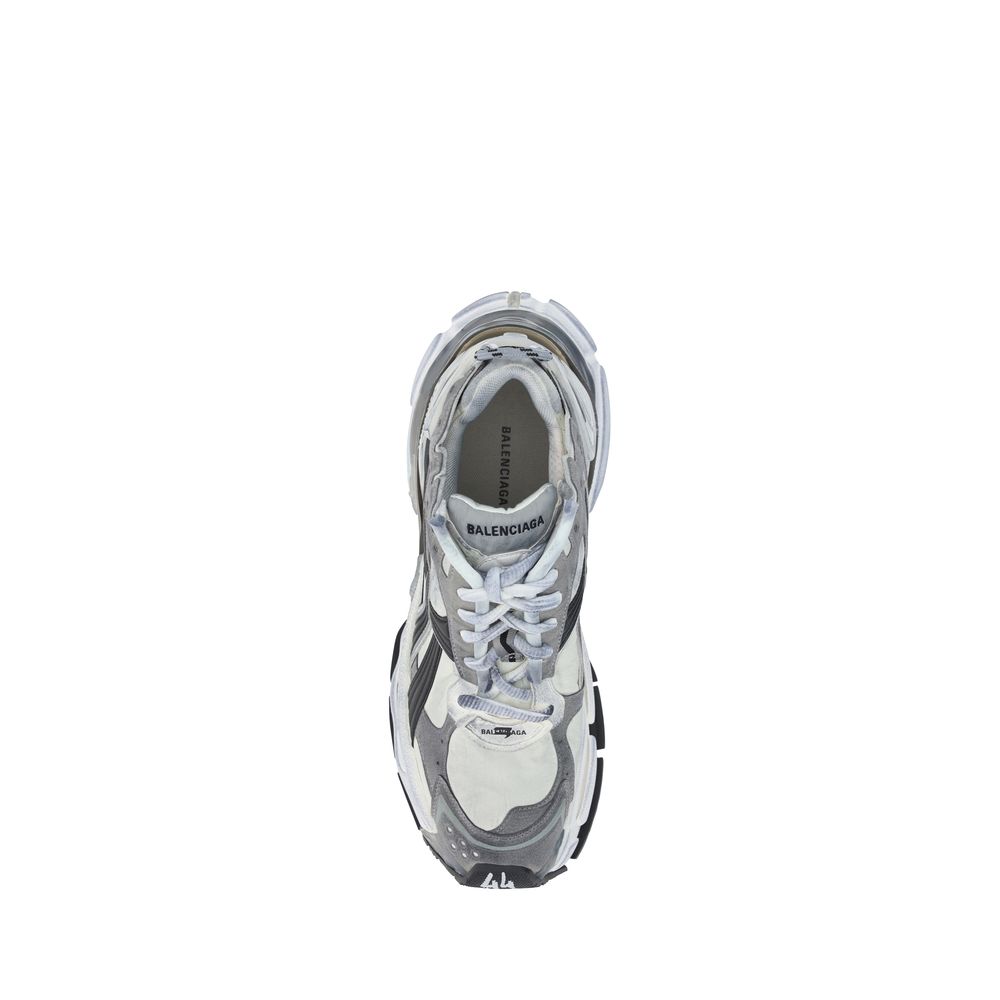 Balenciaga White Leather Runner Sneakers: Contemporary Elegance Redefined
