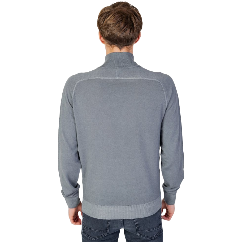 Hugo Boss Gray Pure Wool Cardigan for Elevated Style