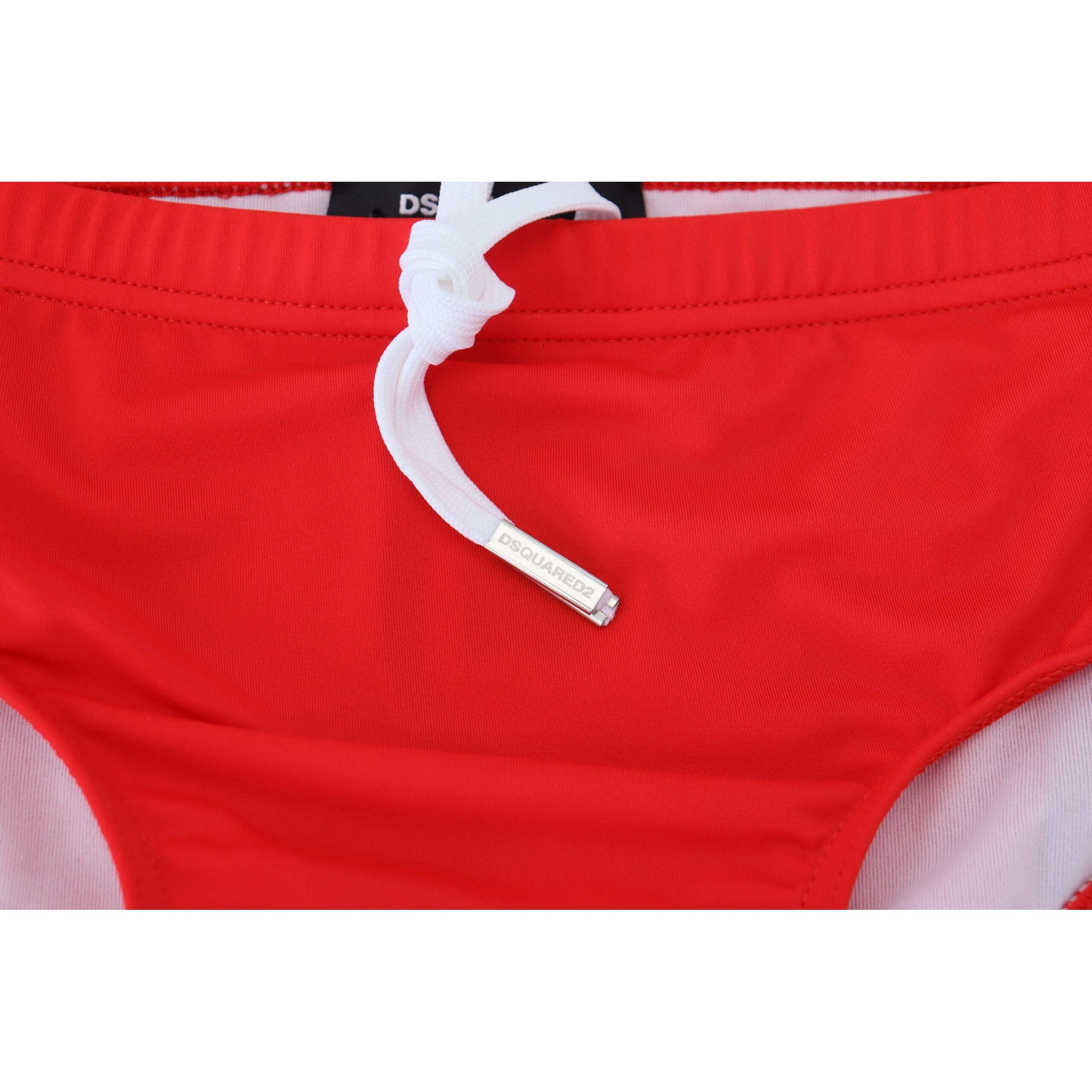 Dsquared² Red Swim Briefs for Luxury Leisure Fashion