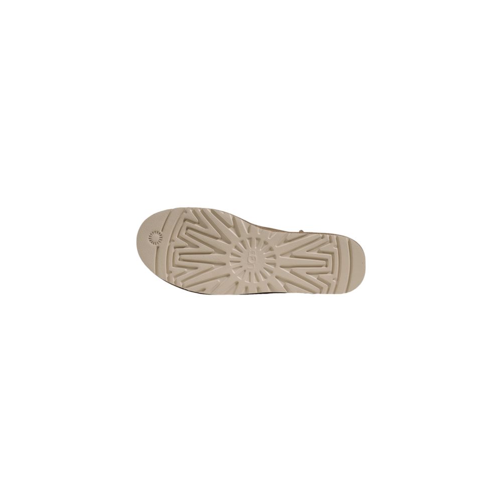 UGG Gray Suede Leather Boot - Elevate Your Footwear Collection