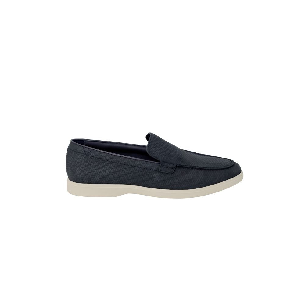 Clarks Blue Leather Casual Shoes for Effortless Elegance