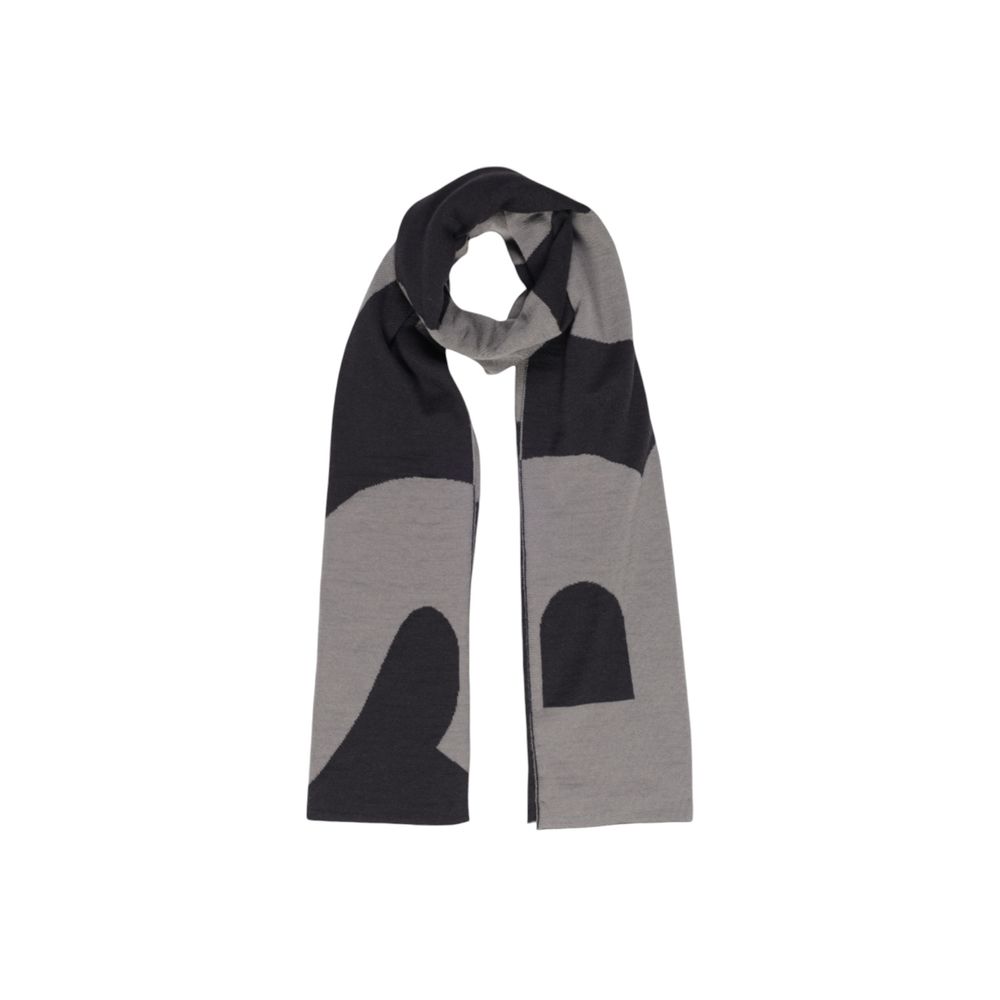 Hugo Boss Black Wool Scarf for Timeless Elegance