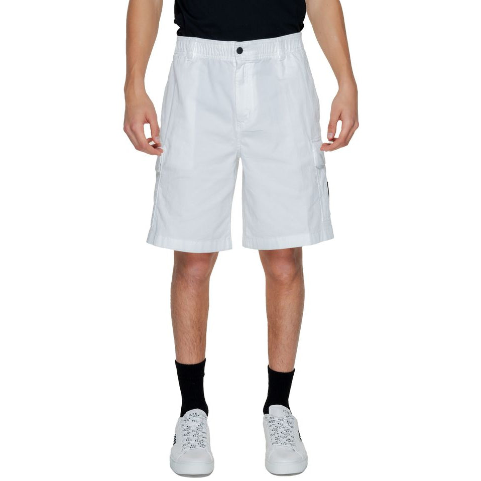 Calvin Klein Jeans White Cotton Shorts for Elevated Style