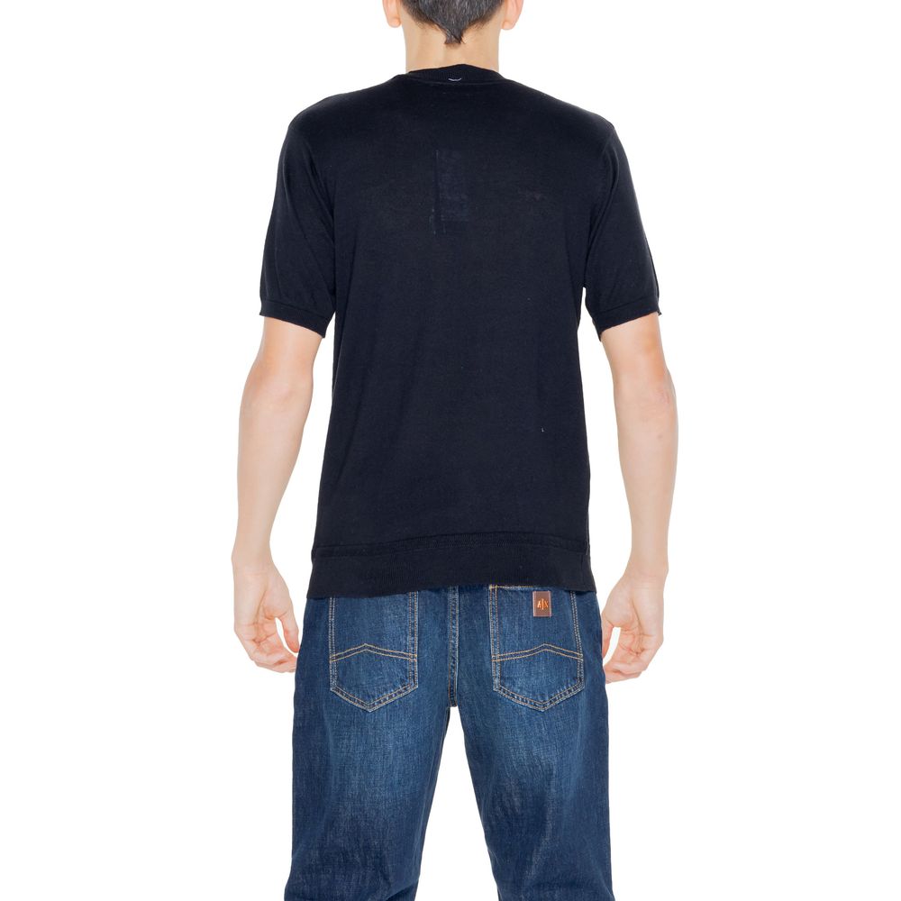 Hamaki-Ho Black Cotton T-Shirt for Effortless Elegance