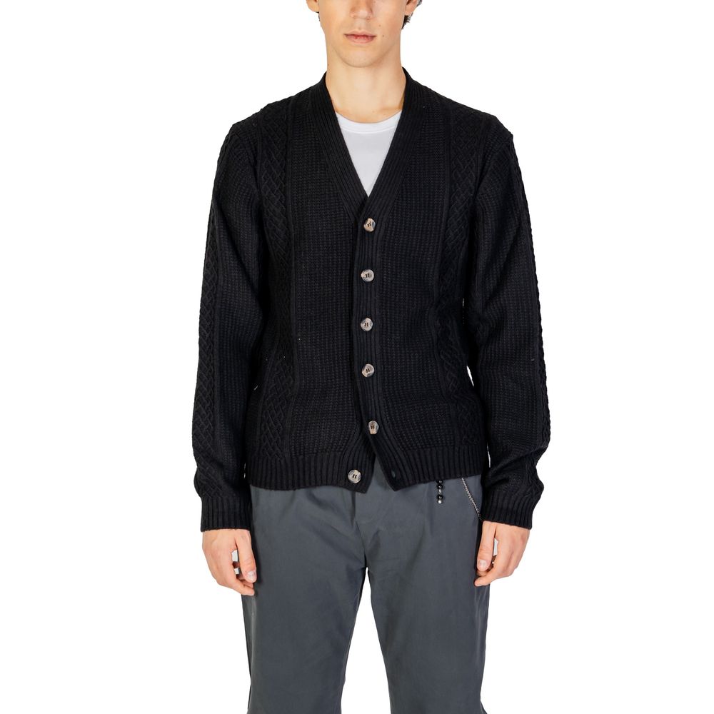 Hamaki-Ho Black Wool Cardigan for Luxe Sophistication