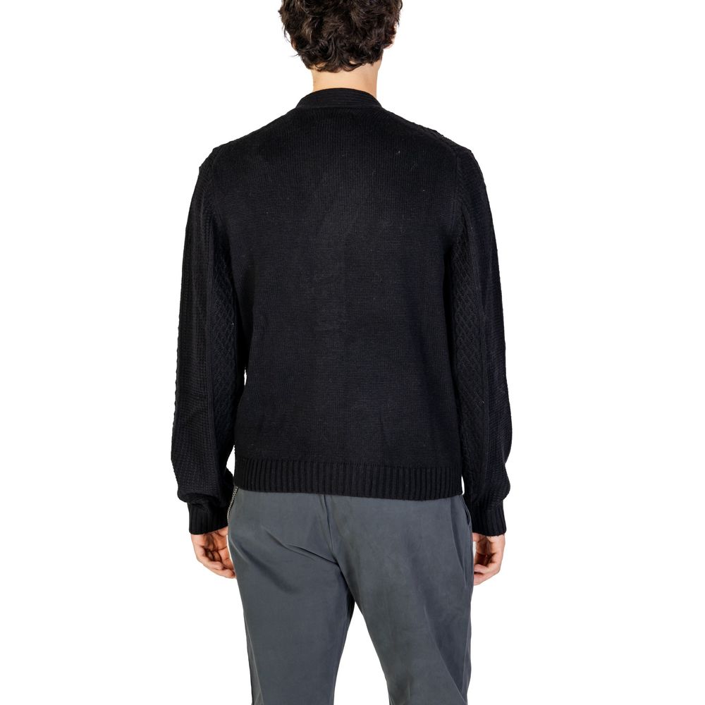 Hamaki-Ho Black Wool Cardigan for Luxe Sophistication