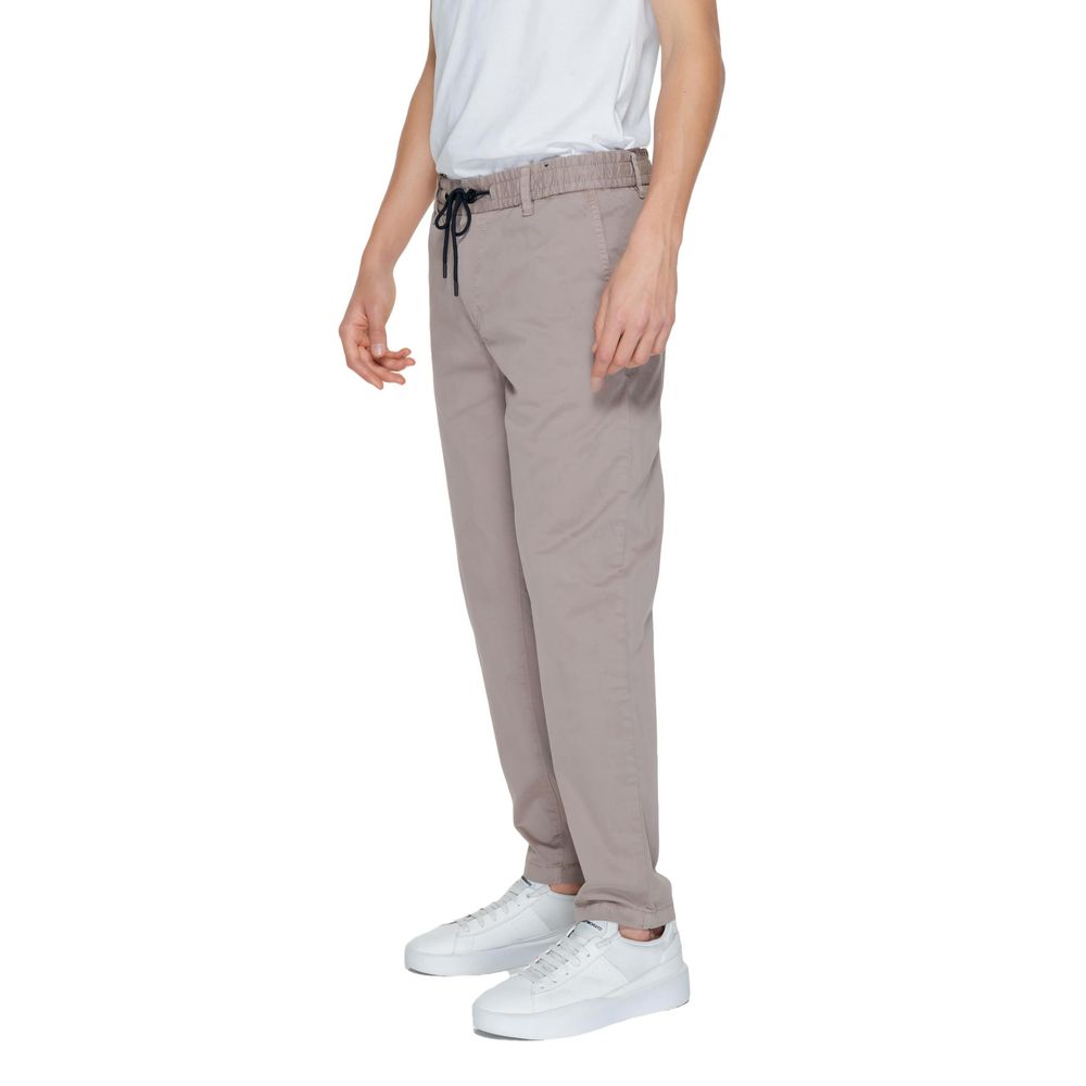 Hugo Boss Brown Cotton Jeans for Effortless Elegance
