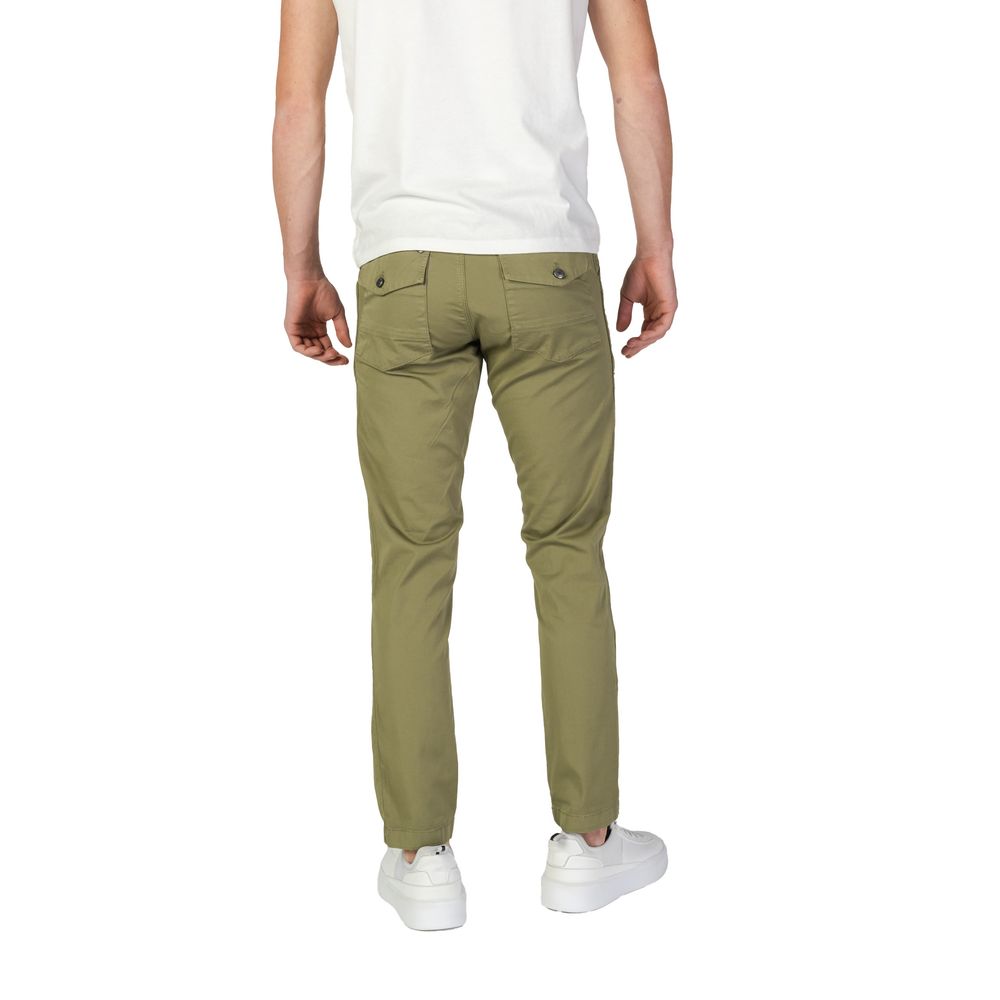 Refrigiwear Green Cotton Jeans & Pant for Elevated Style
