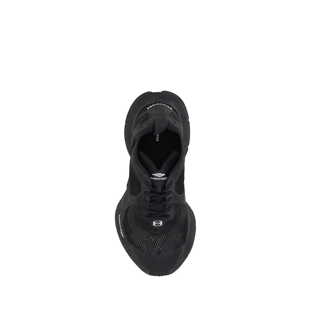 Balenciaga White Leather Circuit Sneakers with Distinctive Platform Design