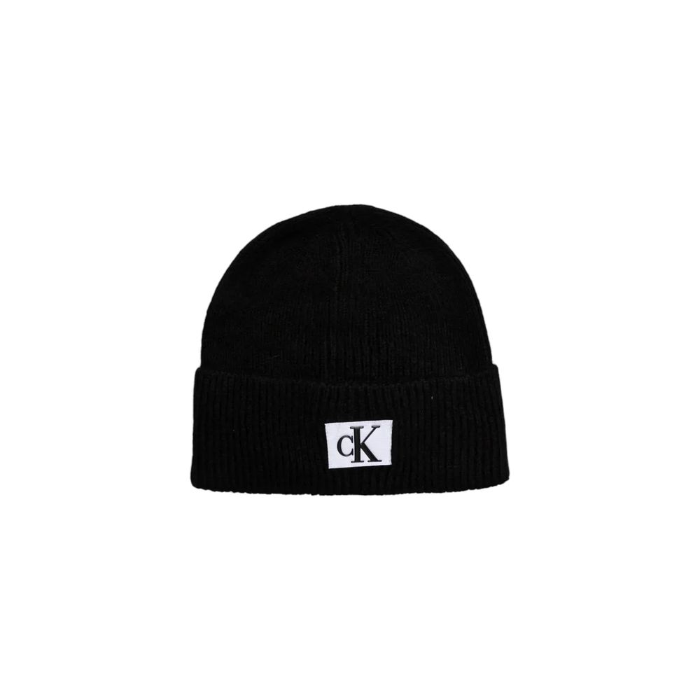 Calvin Klein Jeans Black Acrylic Beanie Hat for Luxury Style