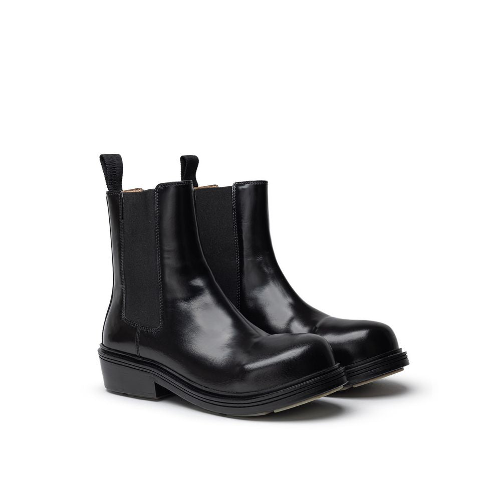 Bottega Veneta Black Leather Boot for Timeless Elegance