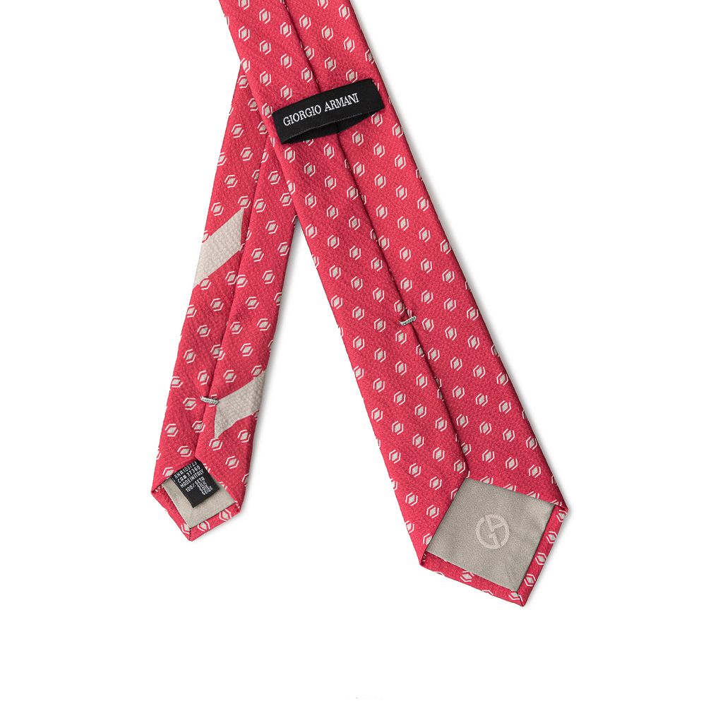Giorgio Armani Red Silk Tie for Elevated Style