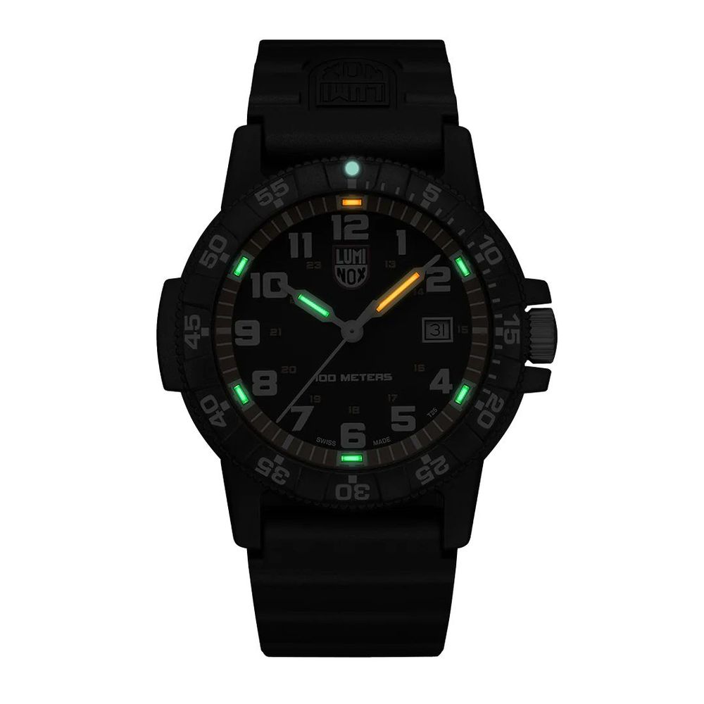 Luminox Black Rubber Watch for Timeless Elegance and Style