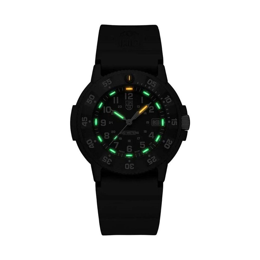 Luminox Black Rubber Watch - Timeless Elegance Redefined