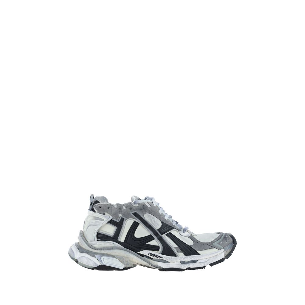 Balenciaga White Leather Runner Sneakers: Contemporary Elegance Redefined