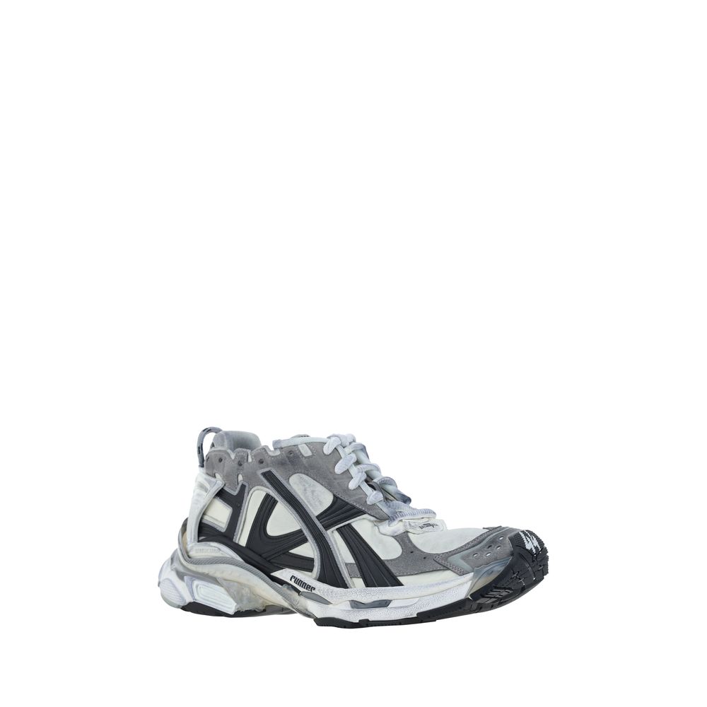 Balenciaga White Leather Runner Sneakers: Contemporary Elegance Redefined