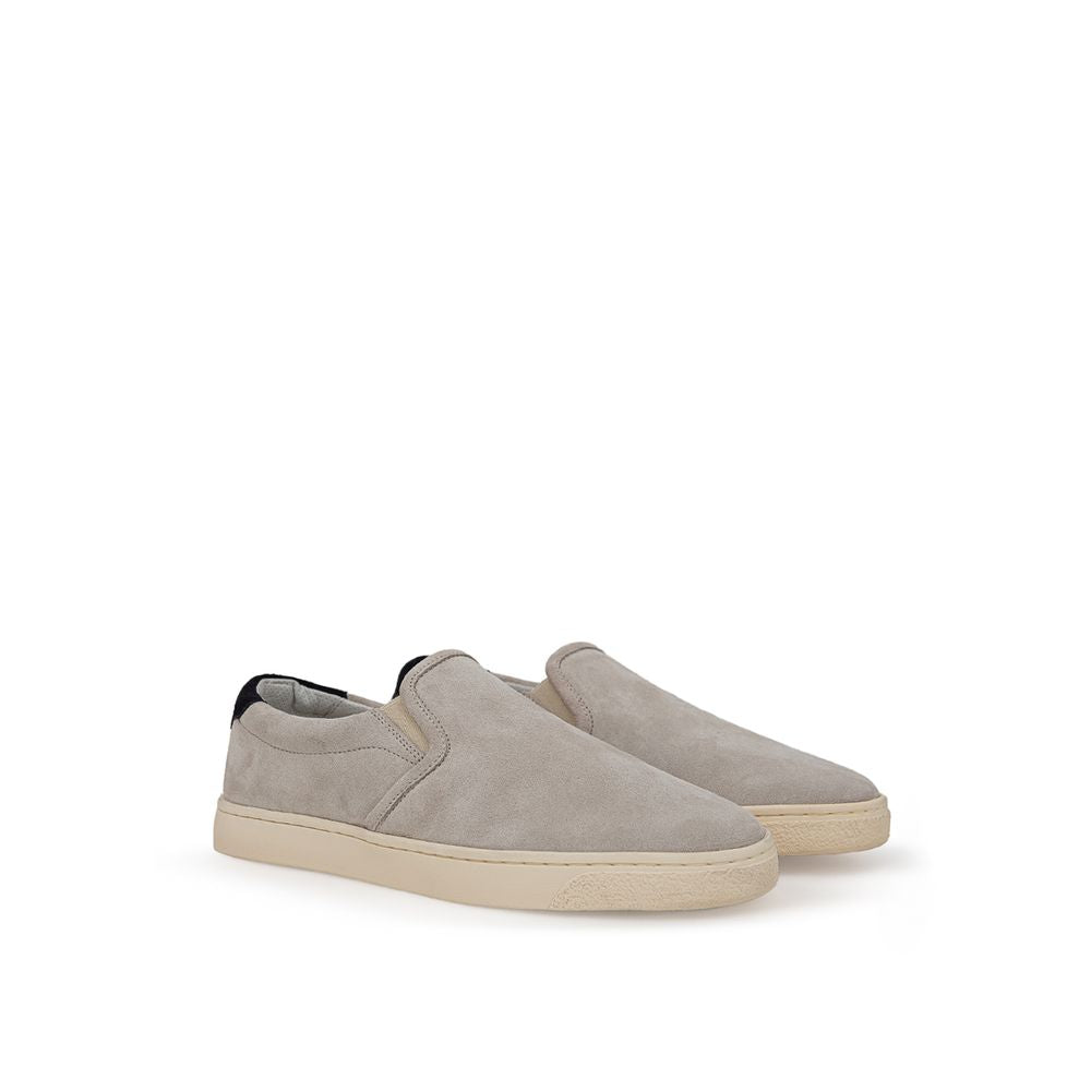 Brunello Cucinelli Gray Leather Sneaker for Effortless Elegance