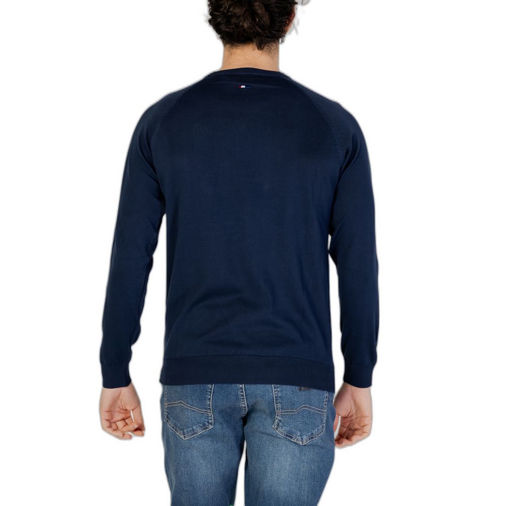U.S. POLO ASSN. Blue Cotton T-Shirt for Effortless Elegance