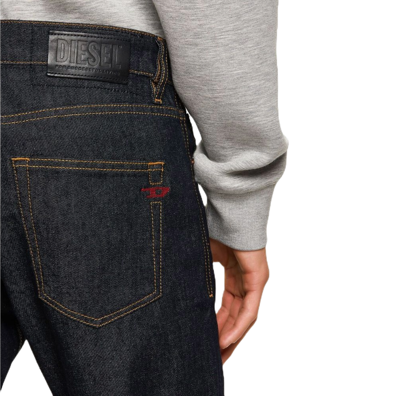 Diesel Blue Lyocell Jeans for Effortless Elegance