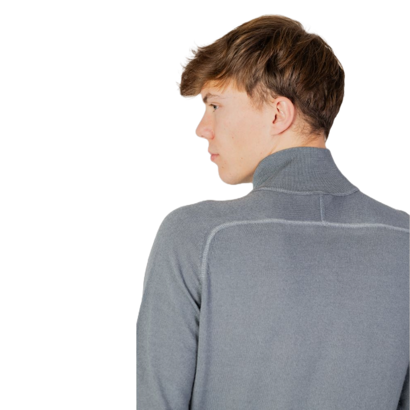 Hugo Boss Gray Pure Wool Cardigan for Elevated Style